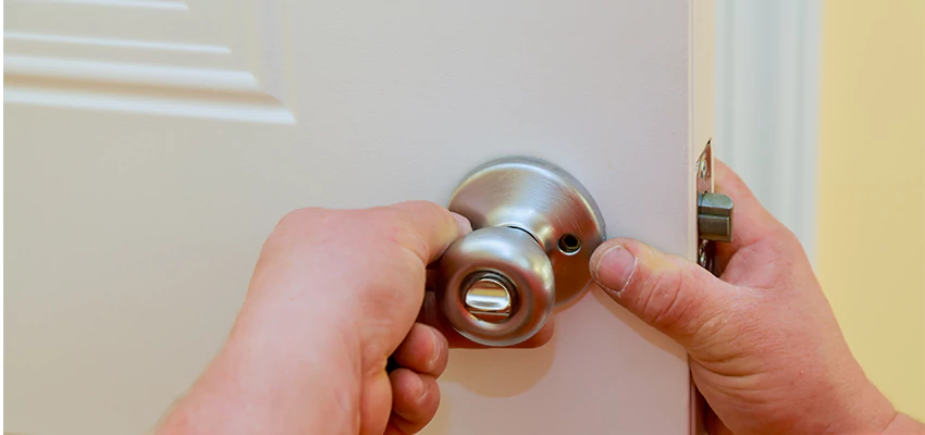 After-hours Locksmith For Lock And Key Installation in Edgewater, NJ