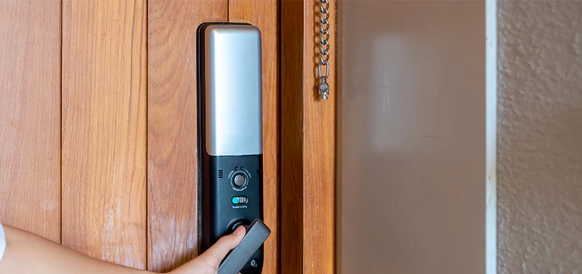 Home Security Electronic Locks Upgrades in Edgewater, NJ